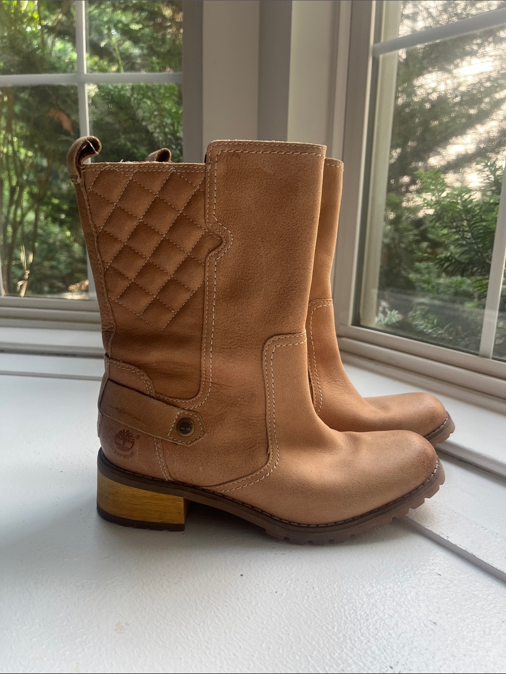 Timberland • Apley Earthkeepers Mid-calf Waterproof Leather Boots • Women's 8
